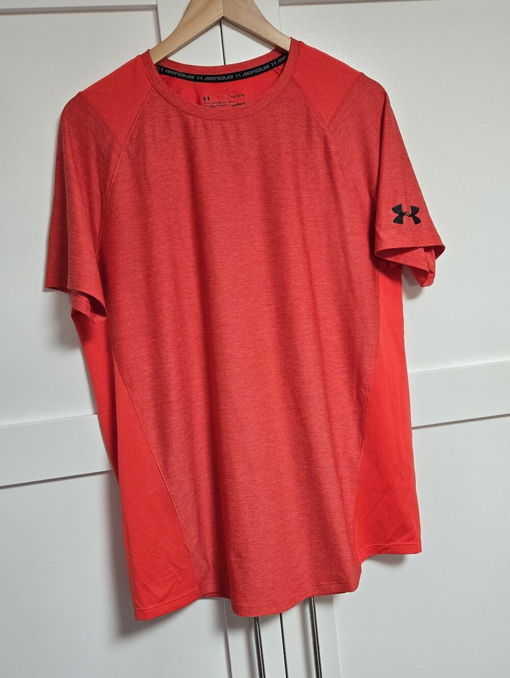 Under Armour Men’s Short Sleeve Fitted Training Tee (L)